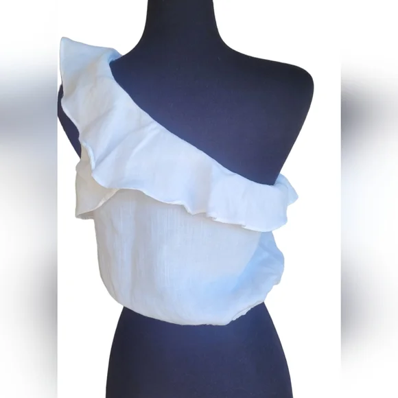 ASTR Ruffle Top - Picture 4 of 10